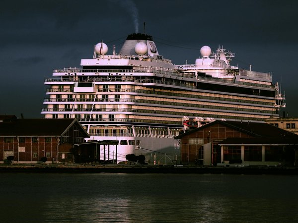 Explorez la bouée de données maritimes : un atout pour naviguer